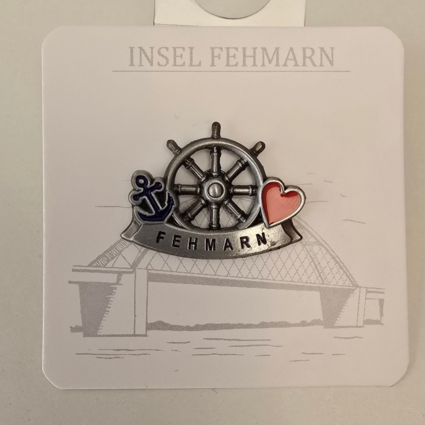 Ansteck Pin Steuerrad Herz Anker Fehmarn silberfarben