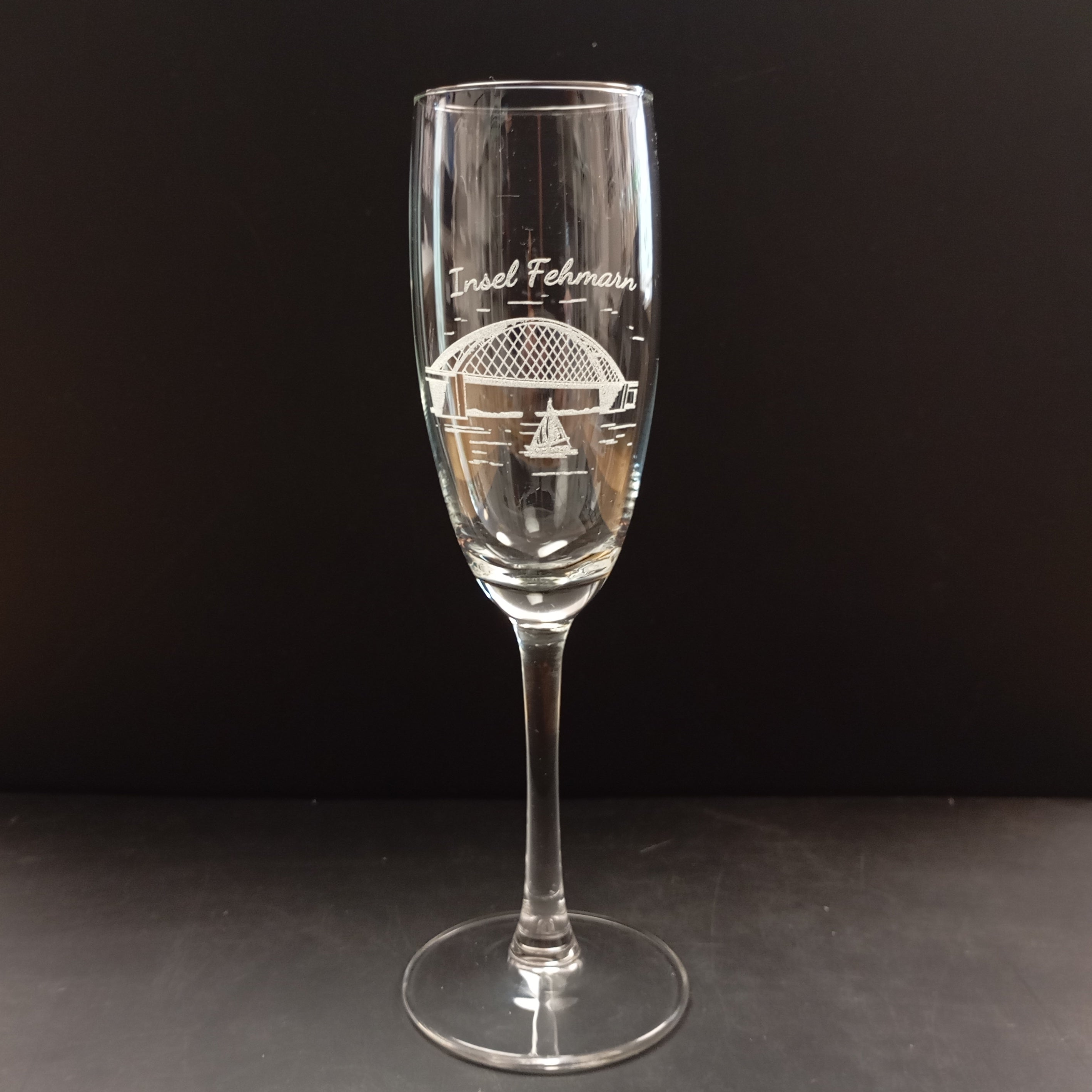 Sektglas Fehmarnsundbrücke I