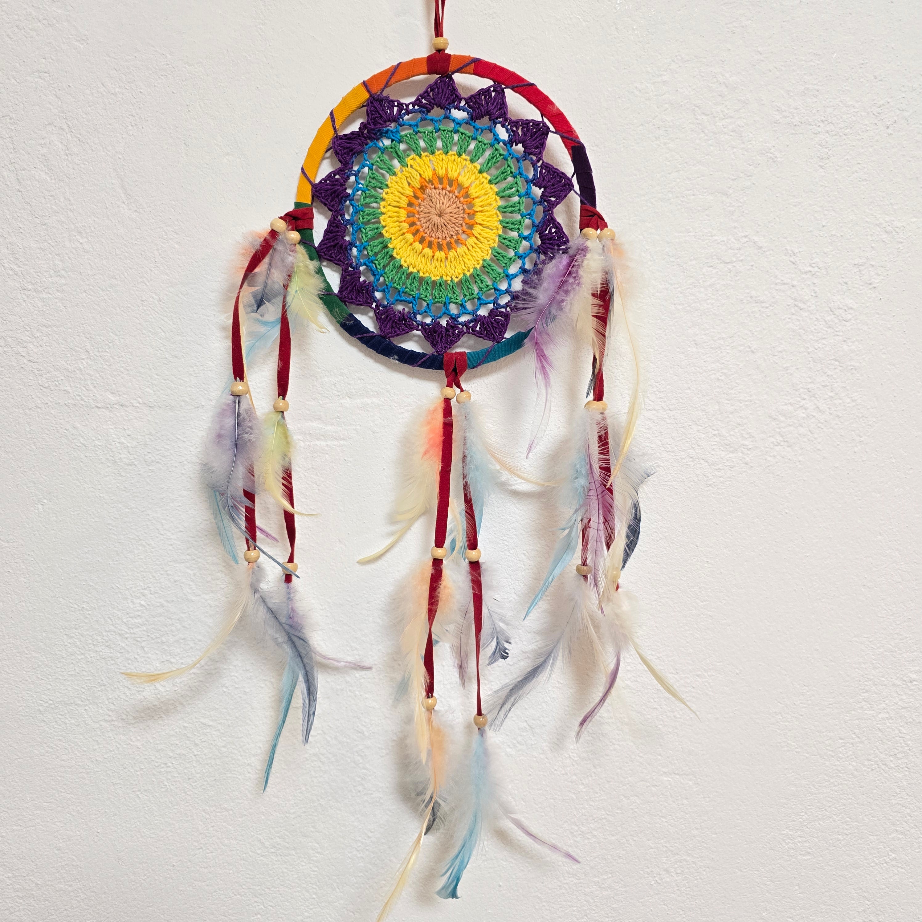 Traumfänger bunt gehäkelt